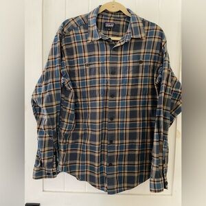Patagonia Shirt Mens Size M Plaid Long Sleeves  Organic Cotton